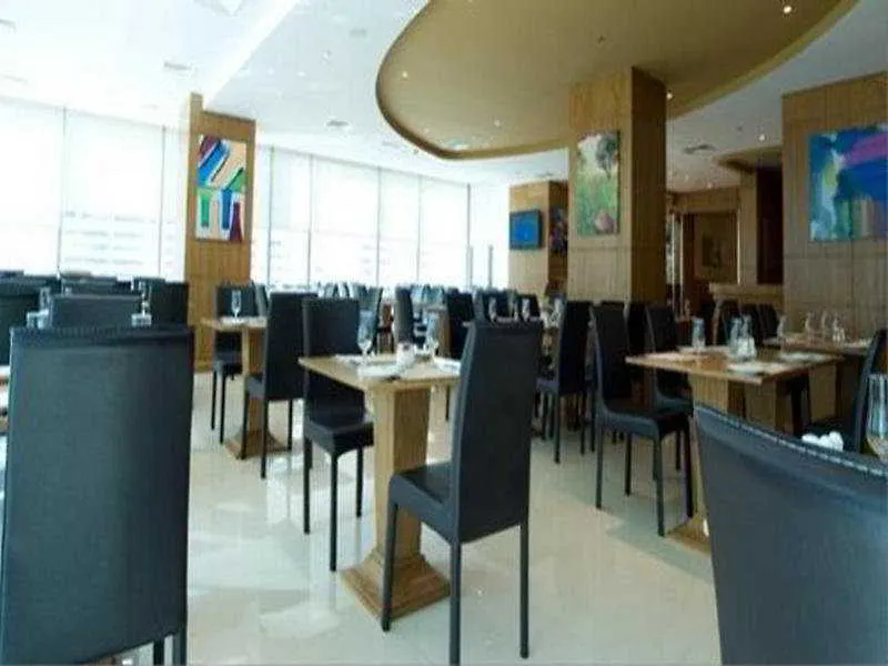 ****  דובאי Social Hotel איחוד האמירויות הערביות